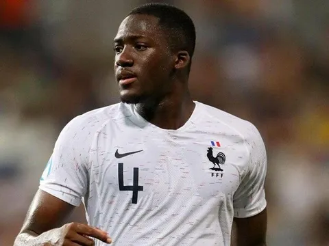 Đội hình chưa từng được ĐTQG triệu tập: Kẻ chỉ trích Pep, 2 sao Liverpool