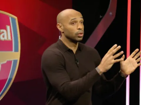 Thierry Henry chỉ rõ sai lầm của Sheffield trước Arsenal