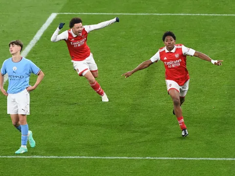 Thần đồng Arsenal được khen có tố chất đặc biệt