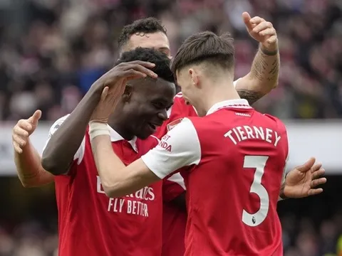 Hạ gục Palace, Arsenal xác lập thành tích vô tiền khoáng hậu