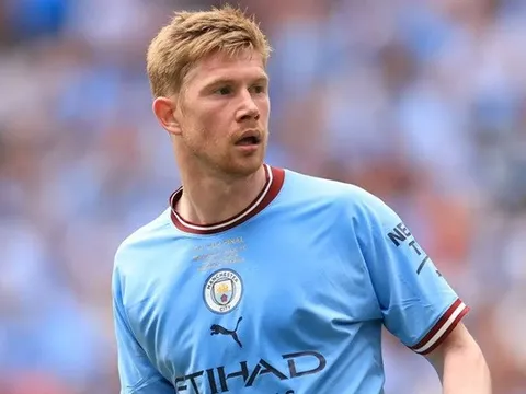 Ả Rập chồng tiền khủng, hỏi mua Kevin de Bruyne