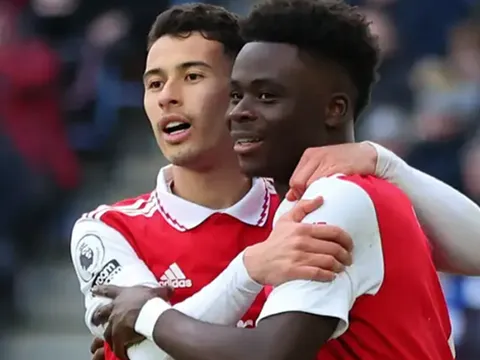 Bukayo Saka thừa nhận từng muốn bắt chước huyền thoại M.U