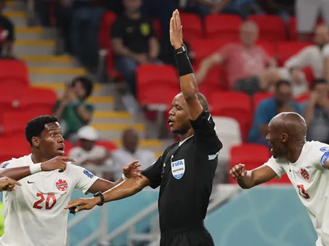 Trọng tài mắc sai lầm khiến Canada thua oan?