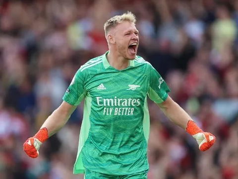 Aaron Ramsdale từng nổi loạn để được đến Arsenal ra sao?