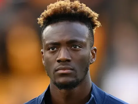 Sếp lớn Roma thừa nhận mong đợi nhiều hơn ở Abraham