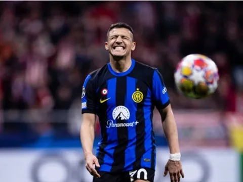 Chỉ trong vòng hơn 10 ngày, Inter rơi từ thiên đường xuống địa ngục