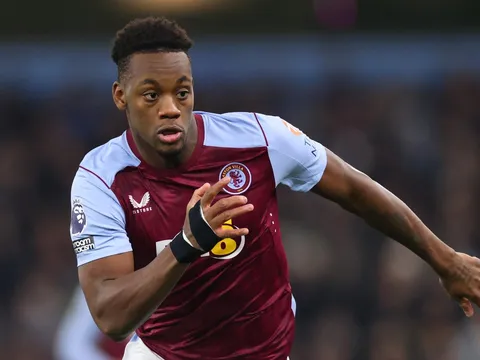 Chelsea nhắm tiền đạo của Aston Villa