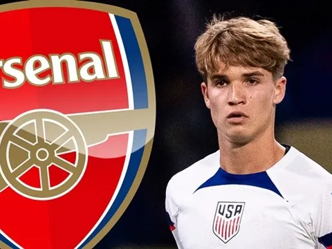 Arsenal để mắt tới người được xem là "Muller mới"
