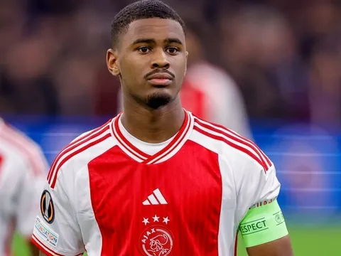 Ajax chuẩn bị gieo sầu cho các ông lớn