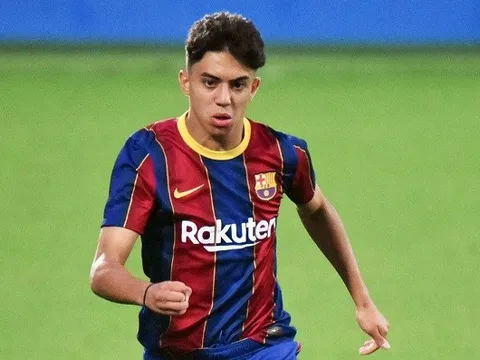 Leeds United tính cuỗm sao mai của Xavi với giá 0 đồng