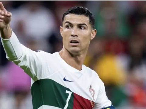 Al Nassr đặt lịch kiểm tra y tế cho Ronaldo