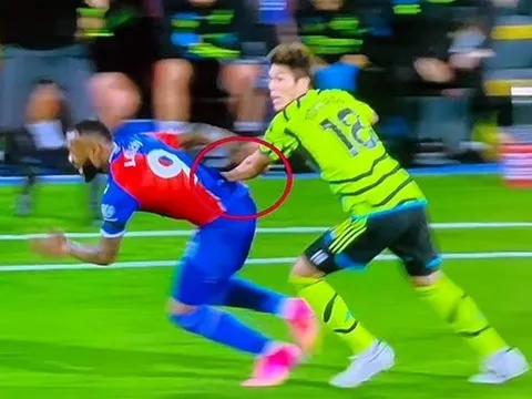 Alan Smith: Thực sự khắc nghiệt