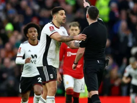 CHÍNH THỨC! FA ra phán quyết về sự cố điên rồ trận M.U 3-1 Fulham