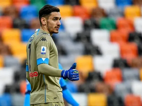 Hai câu lạc bộ tại Serie A tính “rút ruột” Napoli