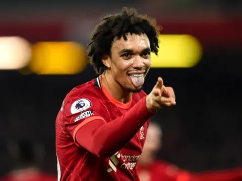 Alexander-Arnold: "Tôi đã chờ 5 năm để có cú sút như thế"