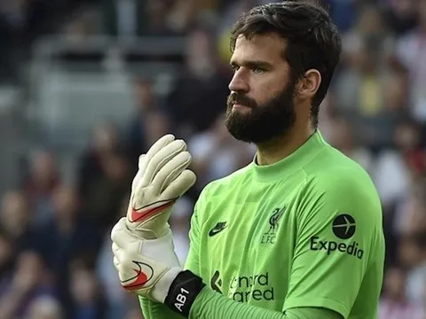 Alisson hạnh phúc với khác biệt đáng kinh ngạc mùa này