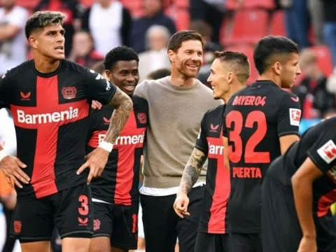 Alonso đã biến Leverkusen thành ƯCV vô địch Bundesliga như thế nào?