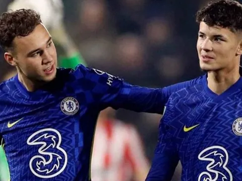 Alonso nhận xét về 3 sao Chelsea tuổi teen ra mắt đồng loạt