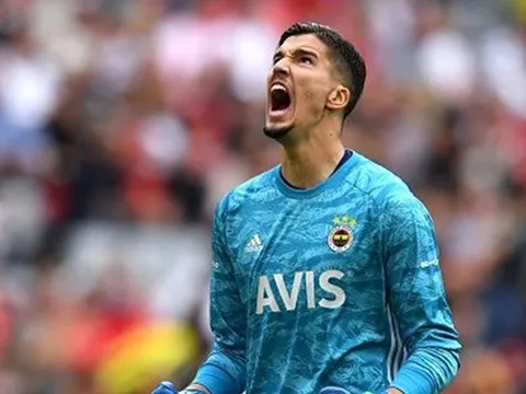 4 phương án dự phòng lý tưởng cho Andre Onana