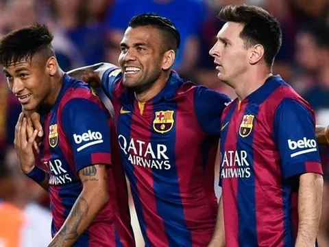 Alves nói về việc Messi, Neymar rời Barca