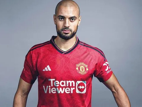 Bất ngờ, Ten Hag chỉ xem Amrabat là kẻ thế chỗ