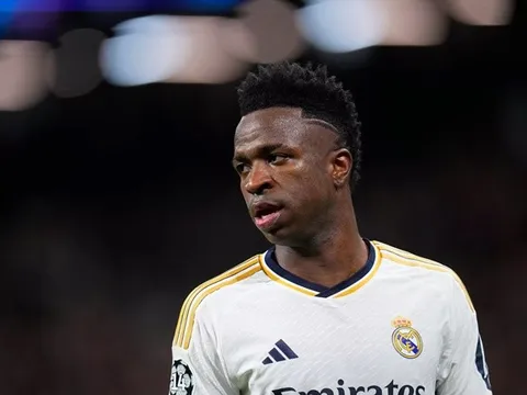 Ancelotti bác bỏ tin đồn Vinicius rời Real