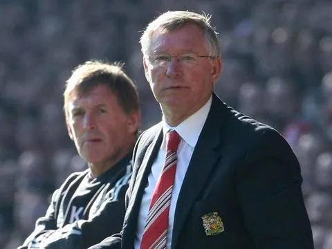 Sir Alex ra mặt, HLV 'lão làng' vẫn khước từ ghế nóng tại Man Utd
