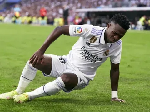 Ancelotti xác nhận tin hú vía của Vinicius