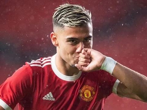 Andreas Pereira solo ghi bàn đẹp mắt