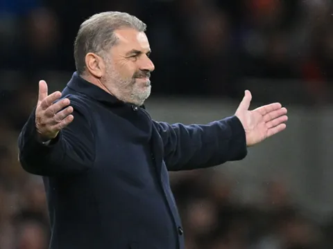Son ngả mũ trước Postecoglou