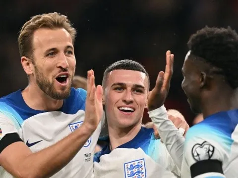 Kane không ngừng ghi bàn, tuyển Anh bỏ xa Italy 6 điểm ở VL EURO