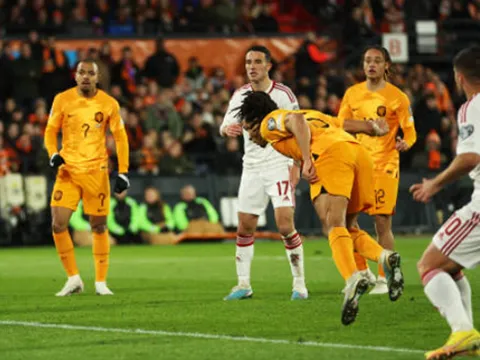 Sao Man City lập cú đúp, Hà Lan hủy diệt đối thủ