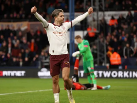 Vắng Haaland, Man City ngược dòng đẳng cấp trước Luton Town