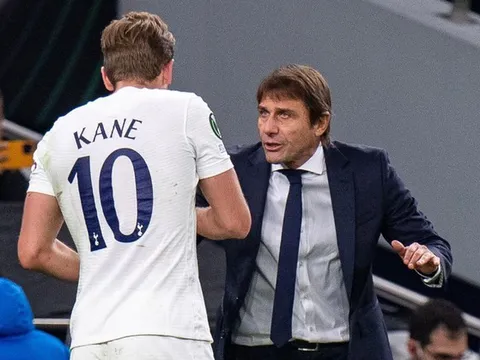 Antonio Conte cần tiền để thành công