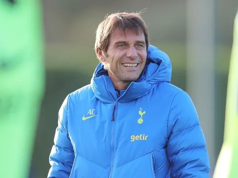 Antonio Conte đang dần đưa Tottenham về đúng quỹ đạo chiến thắng