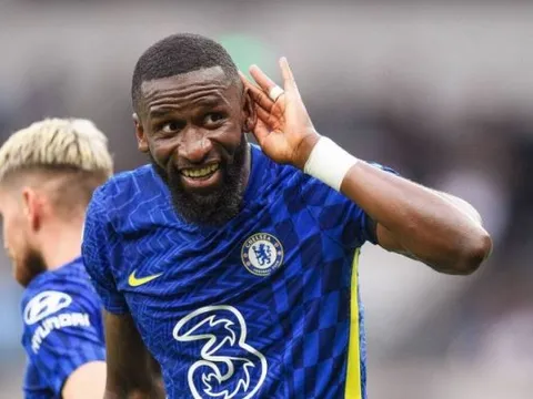Antonio Rudiger phá vỡ im lặng về tương lai
