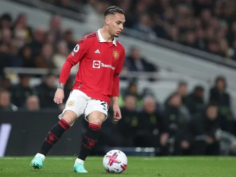 Man Utd rao bán Antony?