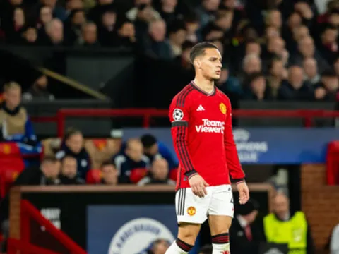 Sốc! Thống kê toàn 0 của Antony