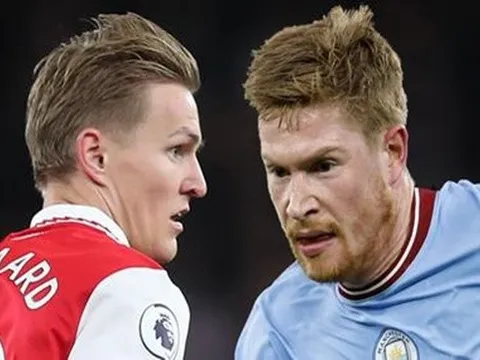Áp sát De Bruyne, Arsenal tìm thấy nhạc trưởng đích thực