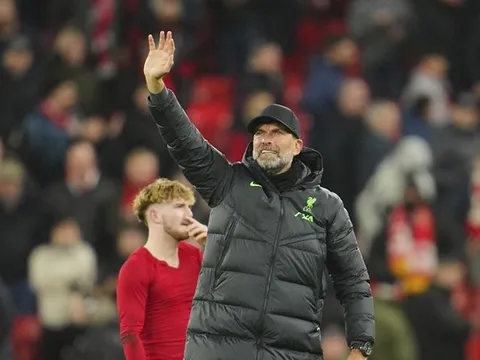 "Jurgen Klopp muốn ra đi một cách bùng nổ"