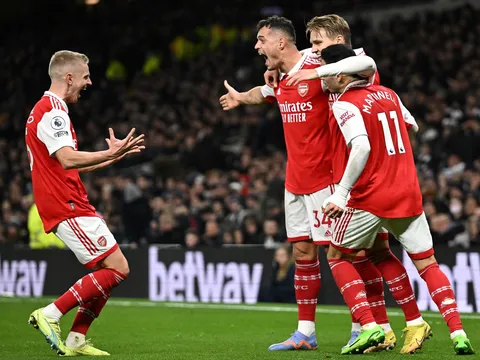 4 đội được đánh giá xếp trên Arsenal ở Premier League 2023/24