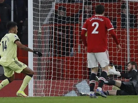 Arsenal cần nhiều hơn từ Aubameyang và Partey