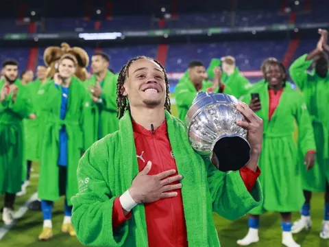 Arsenal chờ đợi để có 'món hời' của PSV