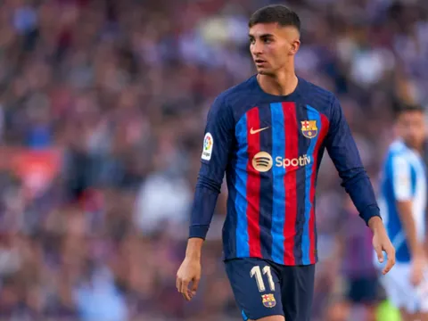 Arsenal có cơ hội chiêu mộ ngôi sao Barca với giá rẻ