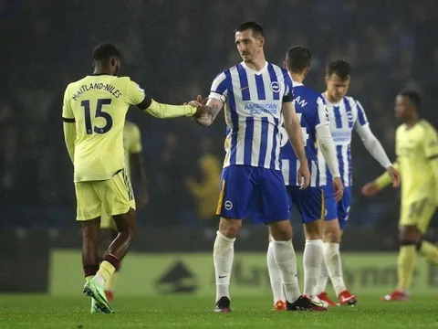 Arsenal đã bất lực như thế nào trước sự khoa học của Brighton?