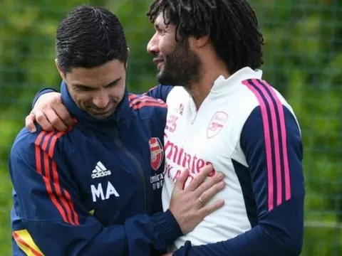 "Arsenal đã khiến tôi khóc"