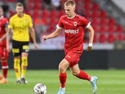 Arsenal dẫn đầu trong cuộc đua giành 'Iniesta mới'