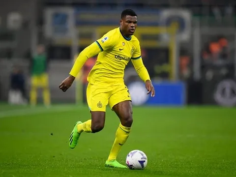 Arsenal đặt giá cho mục tiêu của Chelsea