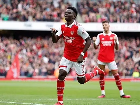 Arsenal đề nghị mức lương choáng ngợp đưa Saka trở thành số 1