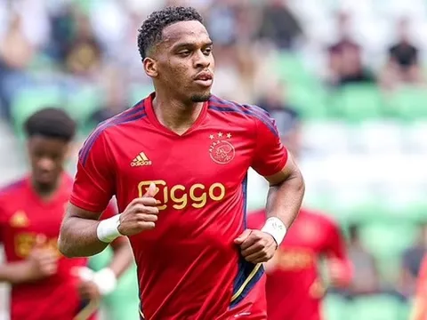 Arsenal đồng ý thỏa thuận cá nhân với Jurrien Timber